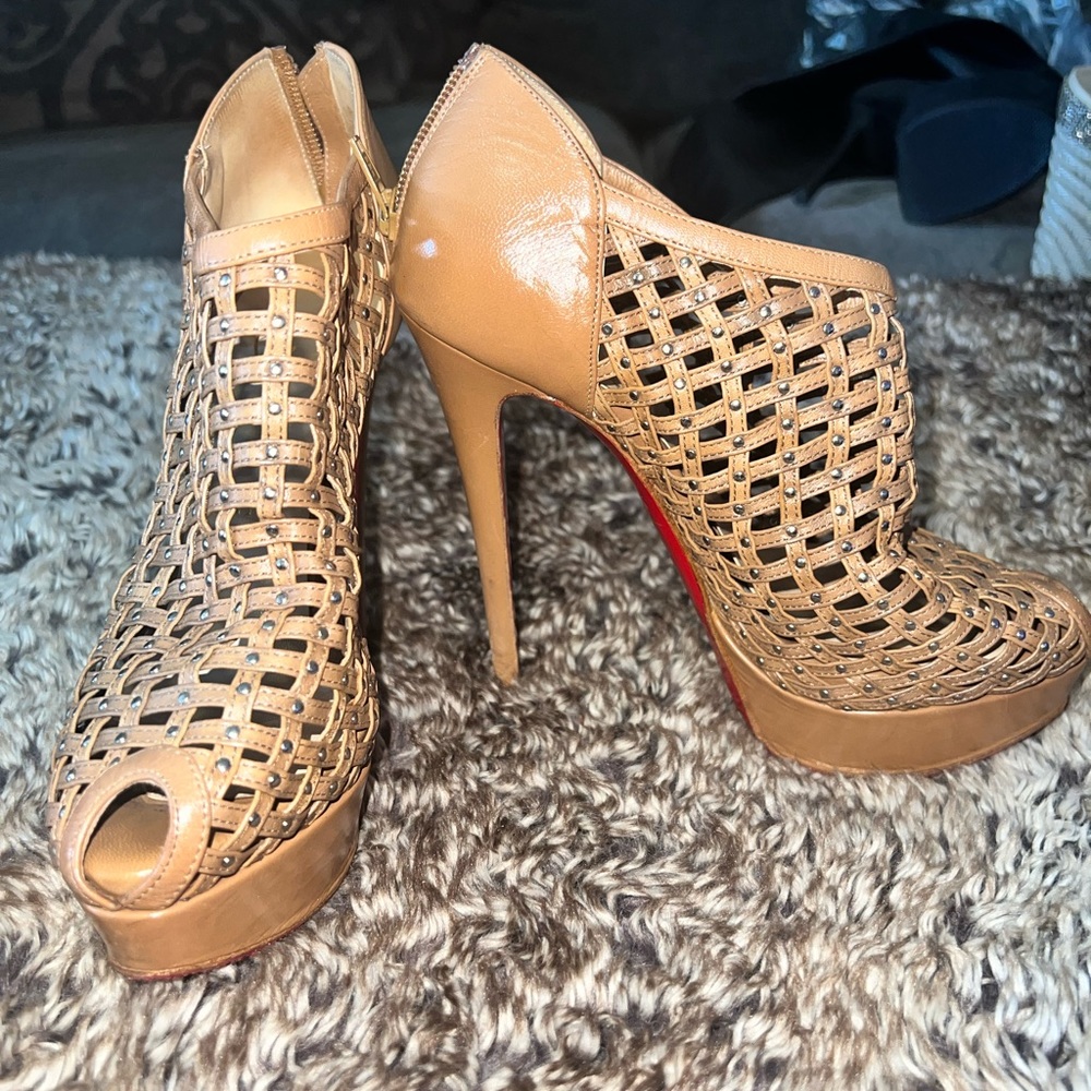 Christian Louboutin Kasha tan caged peep toe booties